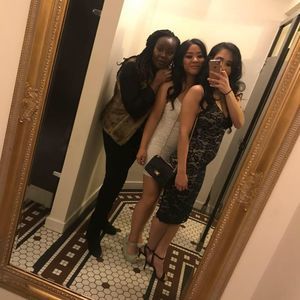 Meet your Posher, Aurora